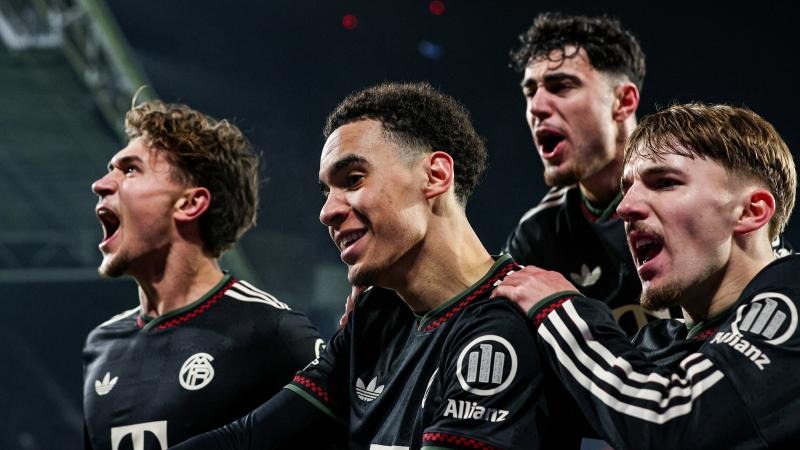 百家乐新手别一坐就下注（初学者玩百家乐别急着下注）