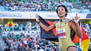 马拉多纳的心脏现位于警察局的病理解剖学部门，受到安全保护