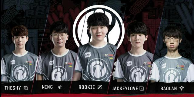 深圳女篮的 深圳女篮的